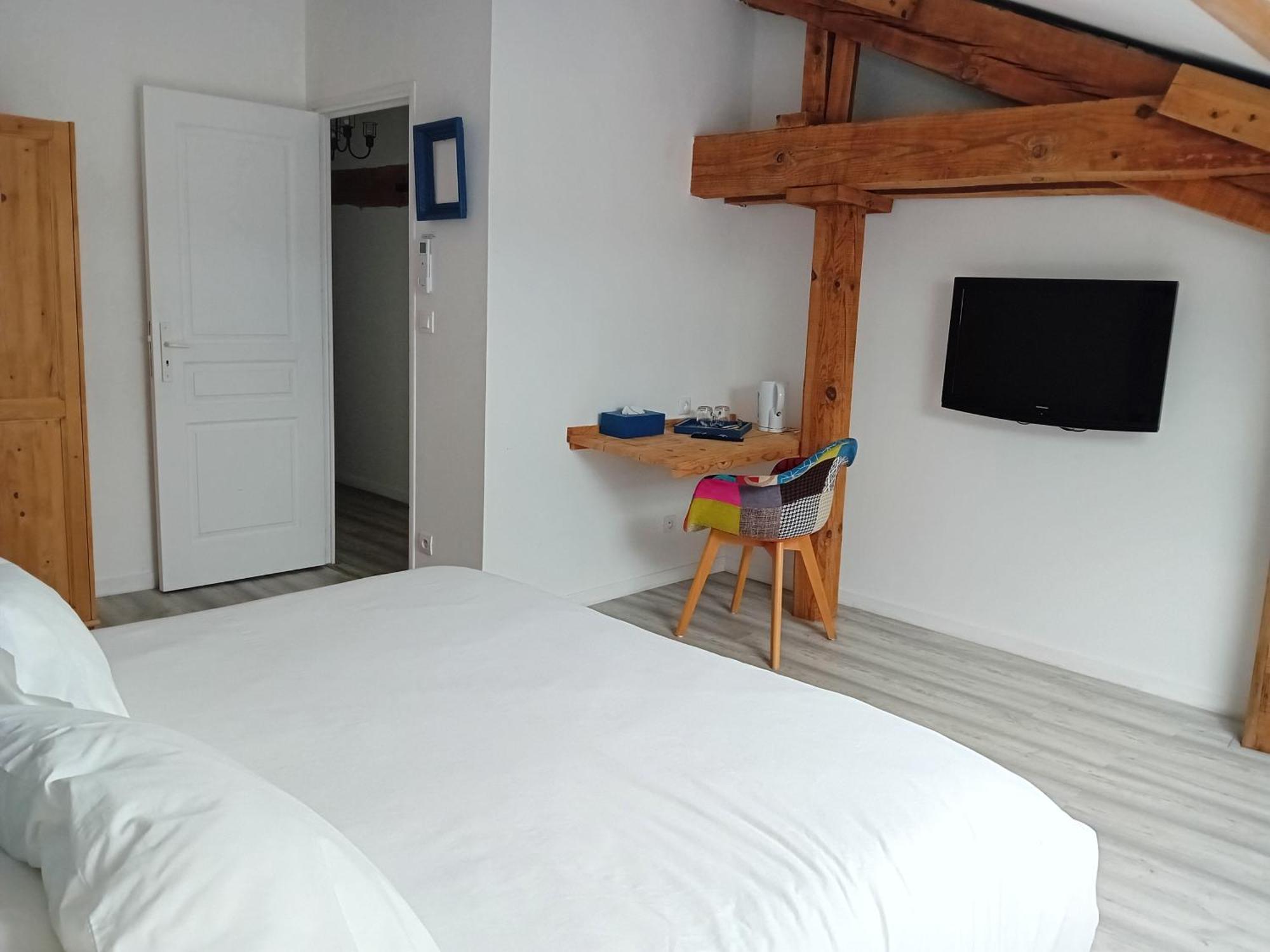 La Maison De Pescate Souprosse Room photo